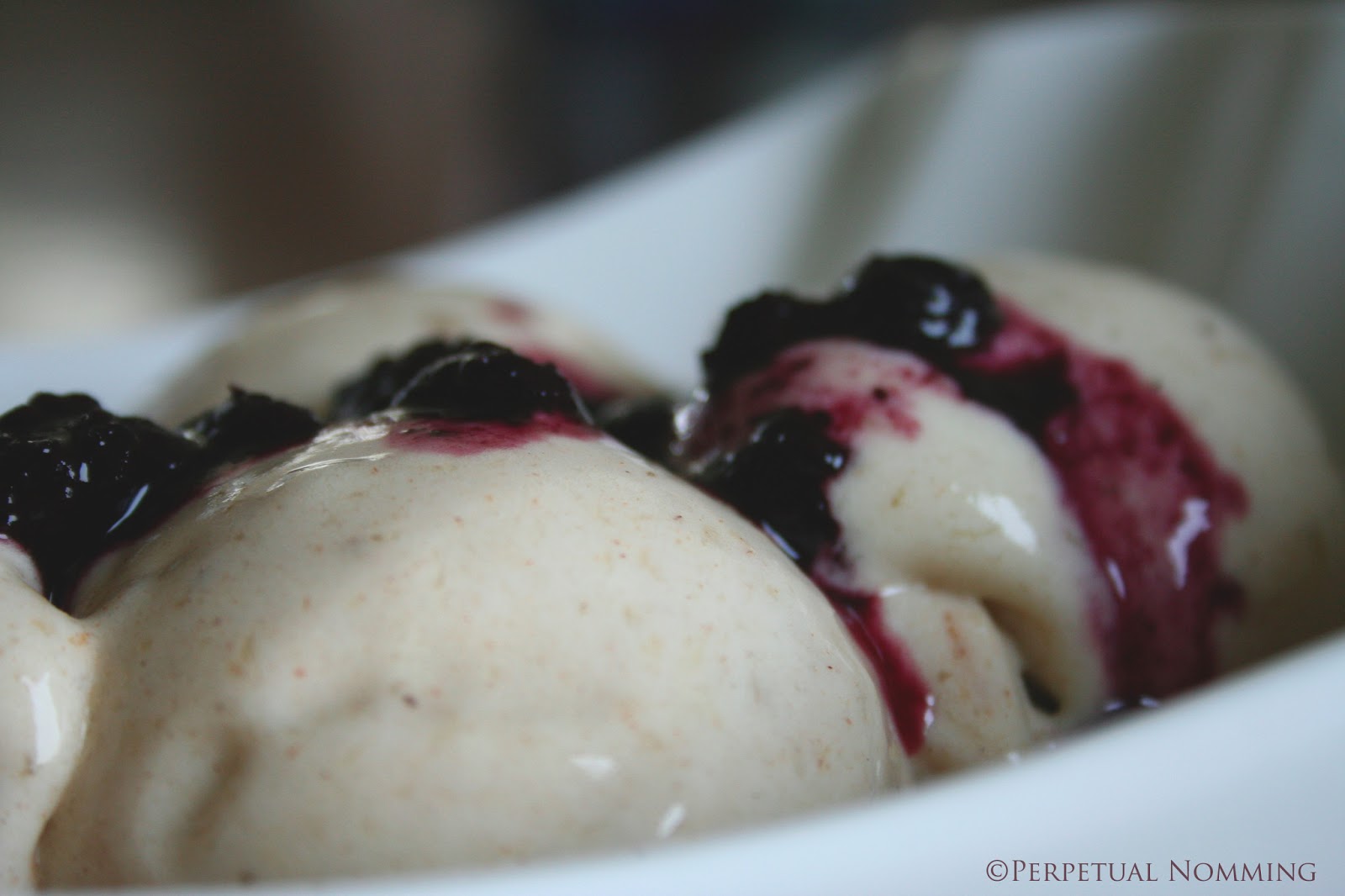 Perpetual Nomming Healthy Cinnamon "Ice Cream"